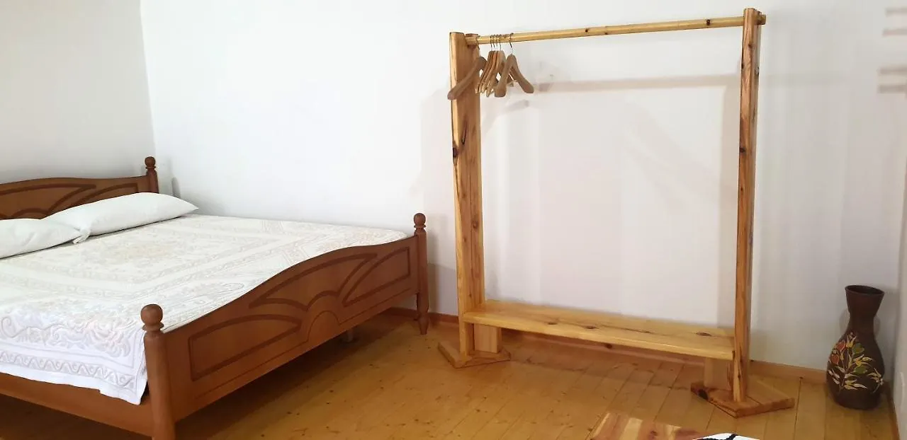 Penzion Bujtina Peshtan Guesthouse&Camping Tepelene Albánie