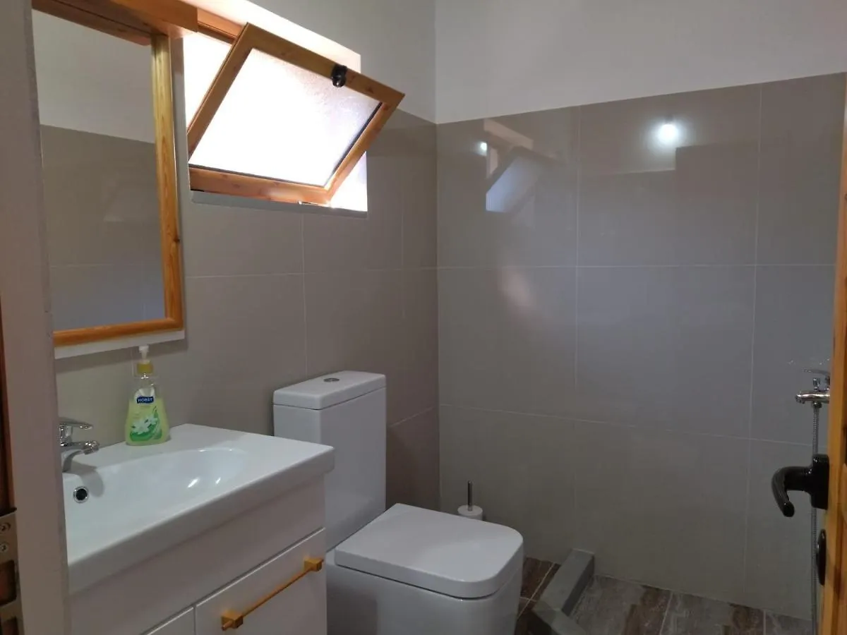 Gasthuis Bujtina Peshtan Guesthouse&Camping Tepelene